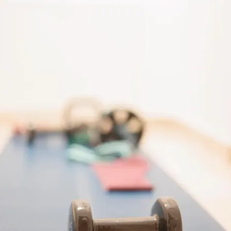 Downtown Hidden Garden With Jacuzzi In * בוקרשט