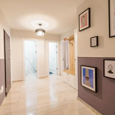 Downtown Hidden Garden With Jacuzzi In アパート