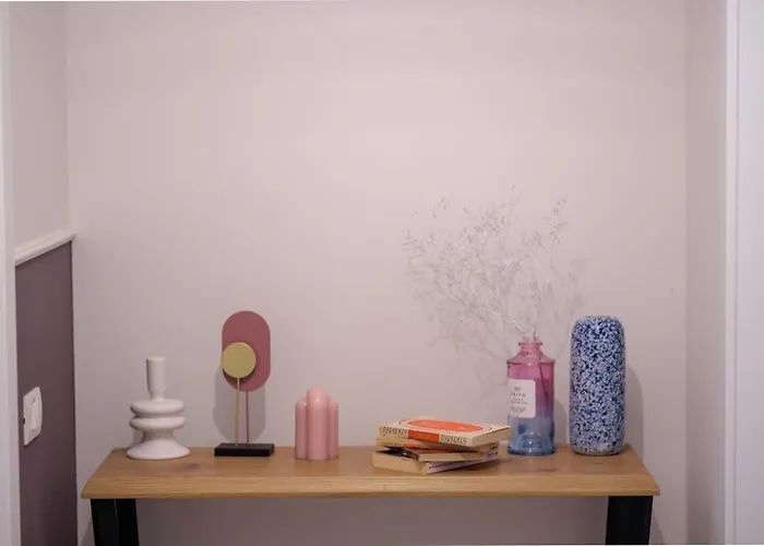 Downtown Hidden Garden With Jacuzzi In شقة بوخارست