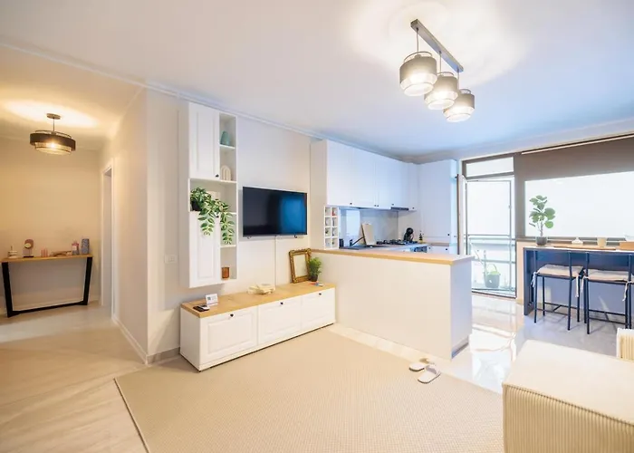 Apartament Downtown Hidden Garden With Jacuzzi In Bukareszt