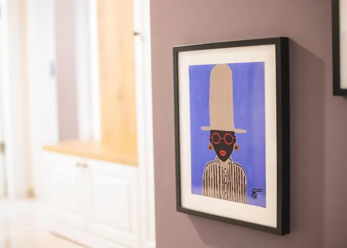 Downtown Hidden Garden With Jacuzzi In Apartman *